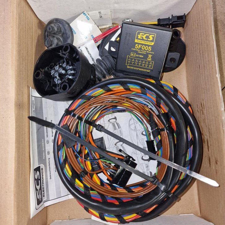 Trekhaak kabelset 13 polig AU028D1 nieuw Audi  A4 + A3 Seat, Auto-onderdelen, Elektronica en Kabels, Nieuw, Ophalen of Verzenden