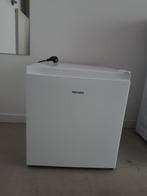 Mini koelkast Tomado. Zo goed als nieuw., Elektronische apparatuur, Ophalen, Zo goed als nieuw