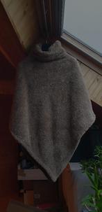 Bruine fleece poncho , maat M, Ophalen of Verzenden, Zo goed als nieuw, Maat 38/40 (M), Bruin
