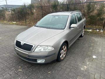 SKODA OCTAVIA DSG SW EXPORT EURO 4, Achat, 1440 kg, Entreprise, Carnet d'entretien