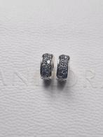 2x Charm's clip pavé transparent Pandora, Ophalen of Verzenden, Zo goed als nieuw, Pandora