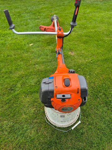 Husqvarna 555 RXT  prof bosmaaier  beschikbaar voor biedingen