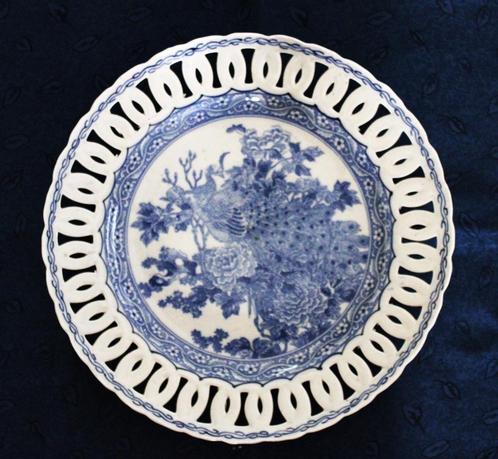 Antiek Japans doorkijkbord ~~ Imari Blauw-Wit ~~Diam.33,5cm., Antiek en Kunst, Antiek | Keramiek en Aardewerk, Ophalen of Verzenden
