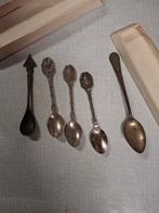 Oude lepels, Ophalen