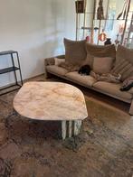 Vintage Italiaans marmer druppelvormige salon tafel, Huis en Inrichting, Overige materialen, Gebruikt, 100 tot 150 cm, 50 tot 75 cm