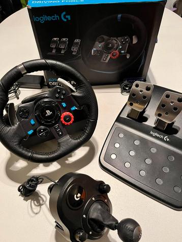 Volant Logitech G29 avec levier de vitesses et pédales