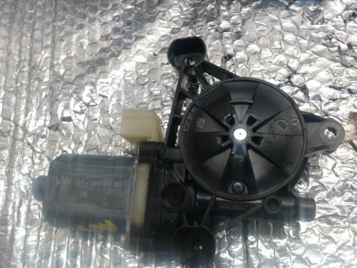 Moteur lève vitre avant droit Audi A4 2014-2020 LP/14961, Auto-onderdelen, Ruiten en Toebehoren, Audi, Gebruikt, Ophalen