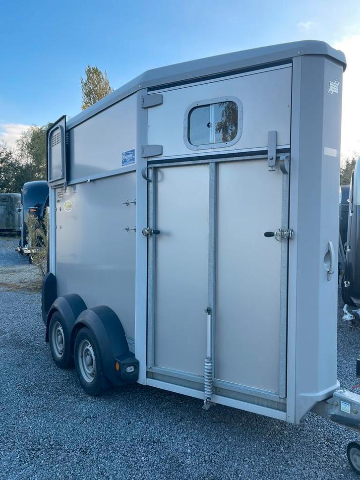 Ifor williams HB 403 2015 mooi nette staat, Dieren en Toebehoren, Paarden en Pony's | Trailers en Aanhangwagens, Zo goed als nieuw