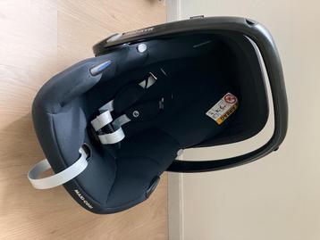 Maxicosi met cabriofix beschikbaar voor biedingen