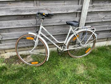 Fiets beschikbaar voor biedingen