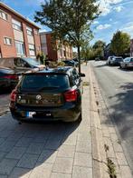 BMW Série 1 2012 116d, Autos, Euro 5, Boîte manuelle, Noir, 5 portes