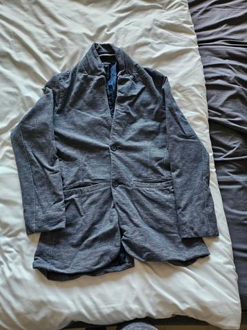 Gilet met knopen beschikbaar voor biedingen