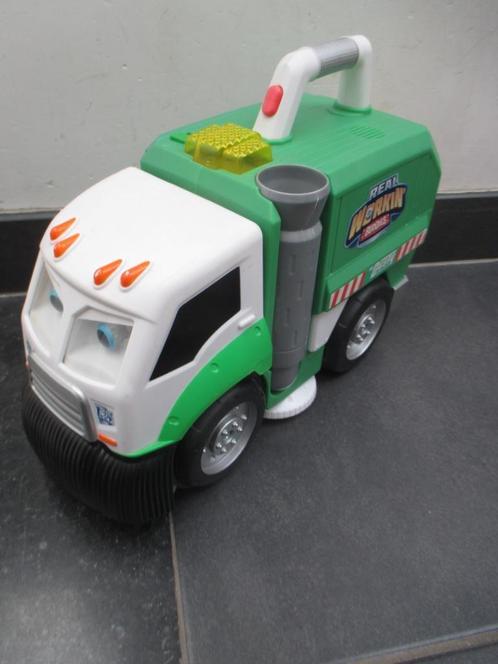 Nieuwe Dusty de vuilniswagen - neemt vuil op met geluid, Enfants & Bébés, Jouets | Véhicules en jouets, Neuf, Enlèvement ou Envoi