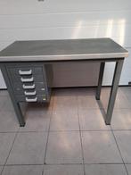 Vintage metalen industriële bureau bureel, Huis en Inrichting, Bureaus, Ophalen, Bureau