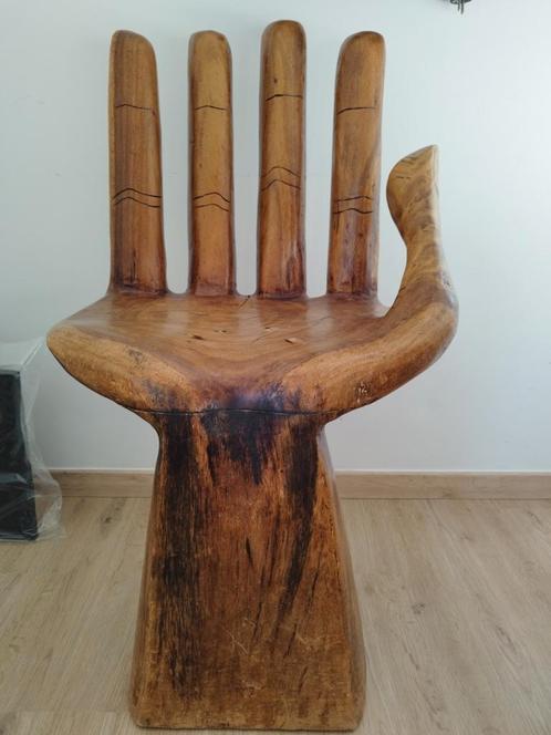 Chaise à main sculptée Style Pedro Friedeberg, Antiquités & Art, Art | Objets design, Enlèvement