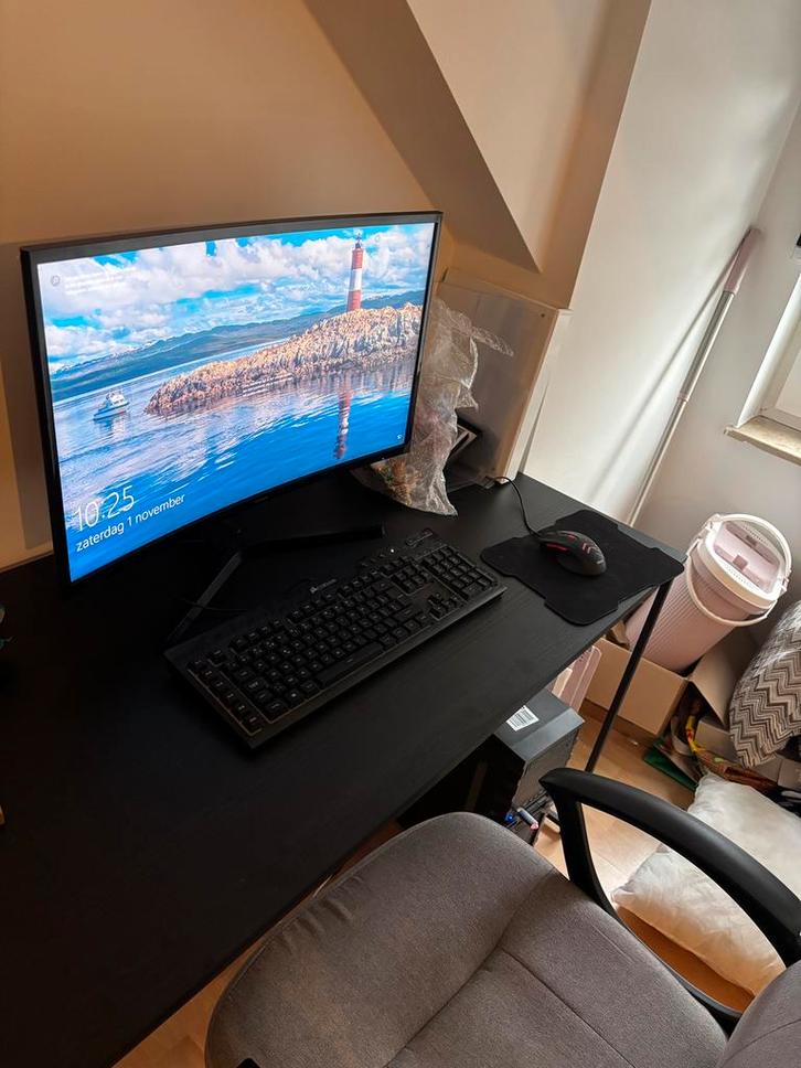 Gaming Computer te koop met scherm toetsenbord en muis, Computers en Software, Desktop Pc's, Zo goed als nieuw, SSD, 16 GB, Gaming