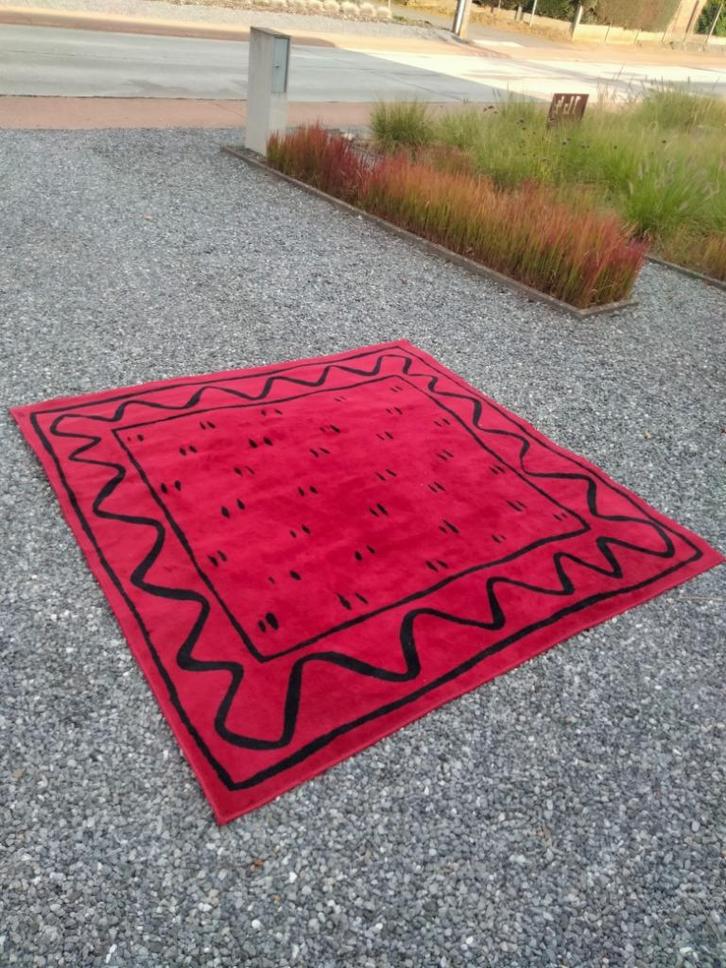 1980s vintage Postmodern design tapijt 200 x 200cm signed, Huis en Inrichting, Stoffering | Tapijten en Vloerkleden, Gebruikt