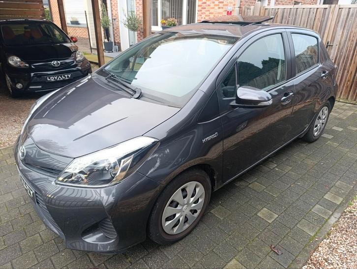 Toyota Yaris Hybrid | Automaat | Airco | 104.000km, Auto's, Toyota, Bedrijf, Te koop, Yaris, ABS, Achteruitrijcamera, Airbags