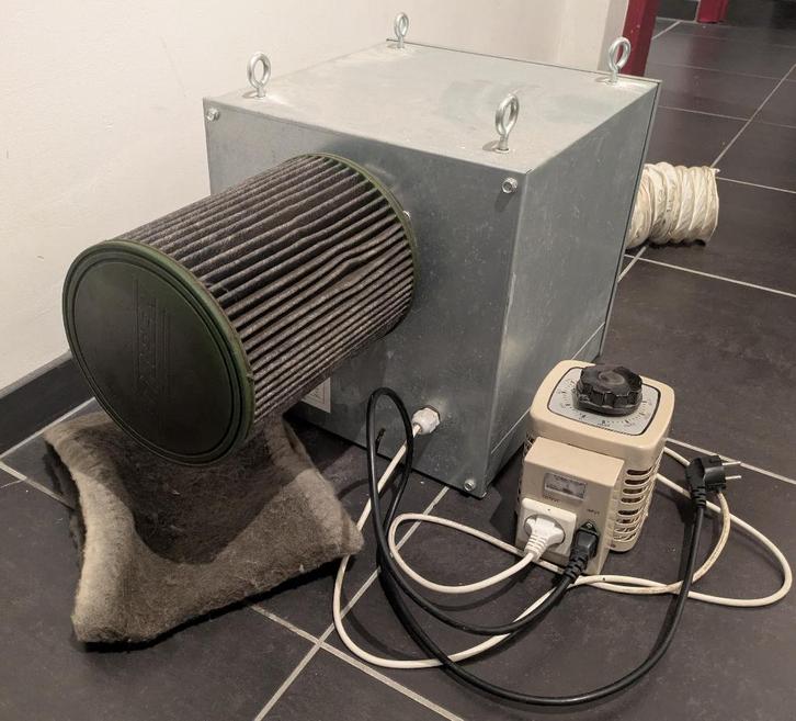 Afzuigmotor slakkenhuis met koolstoffilter, Doe-het-zelf en Bouw, Ventilatie en Afzuiging, Gebruikt, Afzuiger, Ophalen