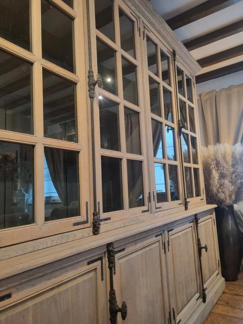 Eiken buffetkast/vitrinekast GRATIS LEVERING, Huis en Inrichting, Kasten | Buffetkasten, Zo goed als nieuw, Ophalen of Verzenden