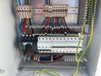 Coffret électrique, Ophalen, Gebruikt