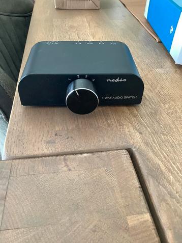 Nedis audio switch ASWI2424AT beschikbaar voor biedingen