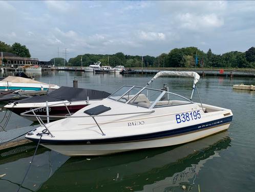 Bayliner 1952 Capri Cuddi, Watersport en Boten, Speedboten, Gebruikt, 3 tot 6 meter, Benzine, 120 tot 200 pk, Polyester, Binnenboordmotor
