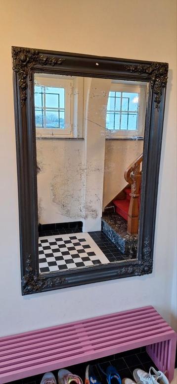 Spiegel vintage beschikbaar voor biedingen