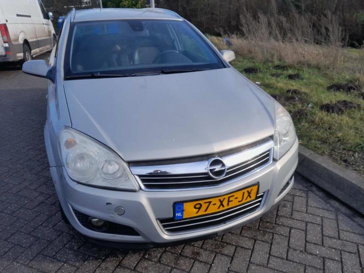 OPEL ASTRA, 1.6 Cosmo, 04 2007, 245K, goede technische staat, Auto's, Opel, Particulier, Astra, Cruise Control, Trekhaak, Benzine