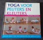 Yoga voor peuters en kleuters, Boeken, Ophalen of Verzenden, Zo goed als nieuw, Marjolein Tiemstra, Jongen of Meisje