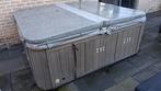 Jacuzzi cover, Ophalen, Gebruikt, Vast