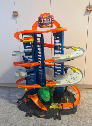 Hotwheels ultimate garage XXL beschikbaar voor biedingen