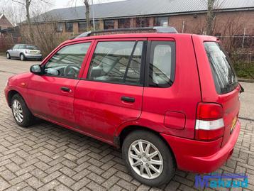 MAZDA DEMIO ROOD SU links achter deur portier 1996-2003 beschikbaar voor biedingen