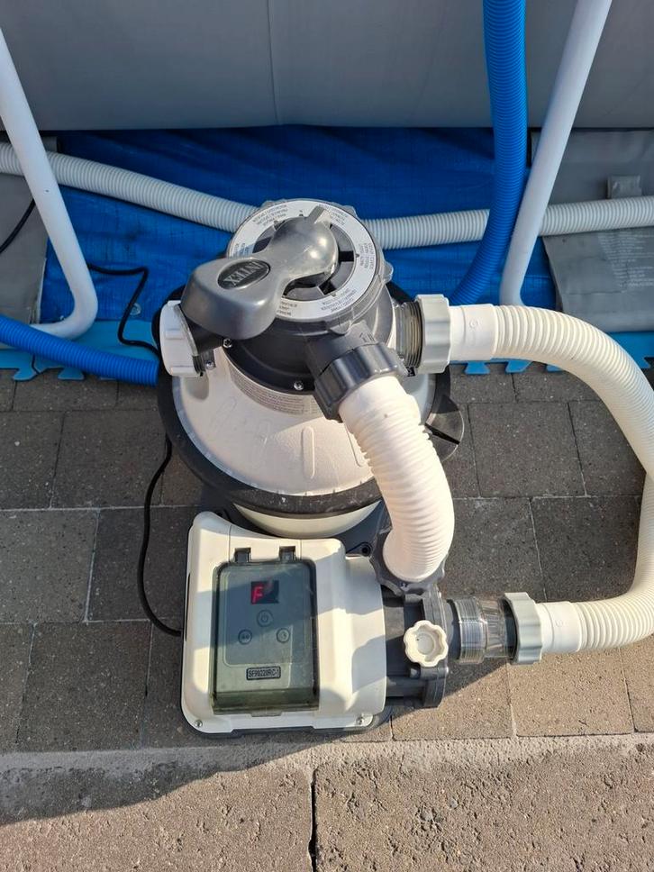Zandfilterpomp aangekocht in 2023, Tuin en Terras, Zwembad-toebehoren, Zo goed als nieuw, Ophalen