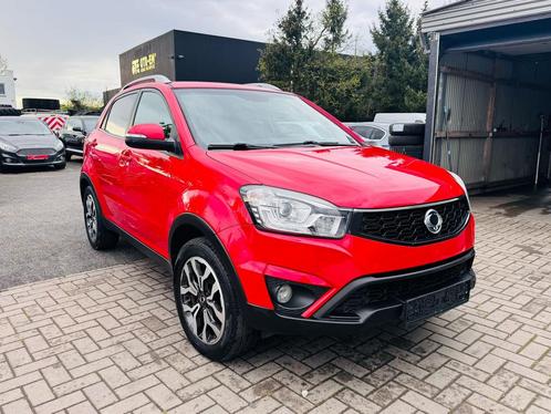 SsangYong Korando 2.2d euro6b 2017, Auto's, SsangYong, Bedrijf, Korando, Airbags, Diesel, Euro 6, Handgeschakeld, Rood, Leder
