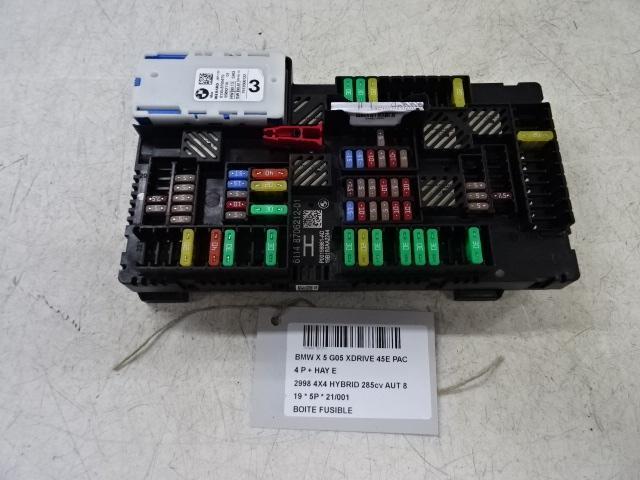 ZEKERINGKAST BMW X5 (G05) (01-2018/03-2023) (61358795479), Auto-onderdelen, Elektronica en Kabels, BMW, Gebruikt