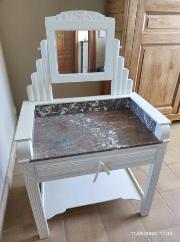 Petit meuble coiffeuse, Enlèvement, Utilisé