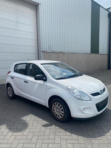 Hyundai i20 benzine 110.000 KM beschikbaar voor biedingen