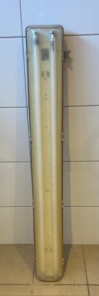 néon plafond beschikbaar voor biedingen