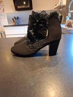 Damesschoen maat 39, Vêtements | Femmes, Chaussures, Neuf, Enlèvement ou Envoi, Chaussures à haut talons, Noir