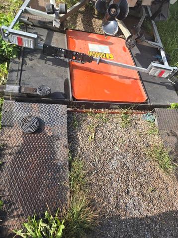  bandenbrug en mottobrug te koop beiden werkend te zien!!! beschikbaar voor biedingen