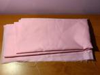 Rose Tassal fibre polyester 1m40 x 1m34, Neuf, Rose, Enlèvement, 120 cm ou plus