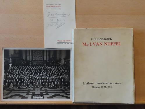 Gedenkboek Mgr. J. Van Nuffel met nummer 434 / met foto en e, Boeken, Geschiedenis | Stad en Regio, Gelezen, 20e eeuw of later