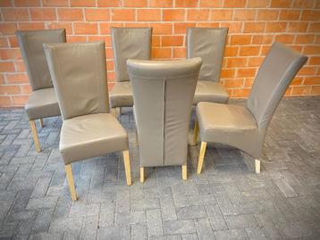 6 echt LEDER stoelen / als nieuw  beschikbaar voor biedingen