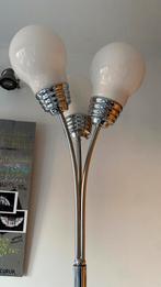 Joli lampadaire, Métal, 100 à 150 cm, Utilisé