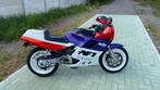 Rood 350 cl en gelukkig, Motoren