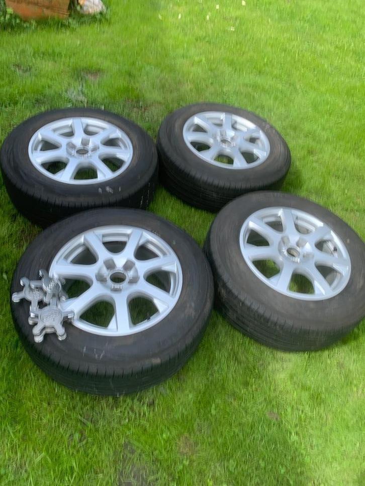 Kit jantes et pneus été Yokohama Audi Q5, Auto-onderdelen, Banden en Velgen, Banden en Velgen, Zomerbanden, 17 inch, 235 mm, Gebruikt
