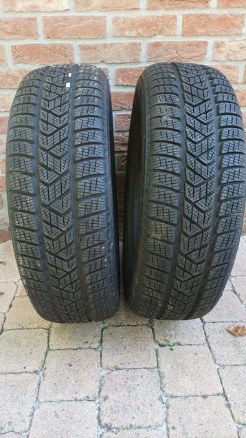2 pneus hiver Pirelli Scorpion 215/70 R16 – NEUF beschikbaar voor biedingen