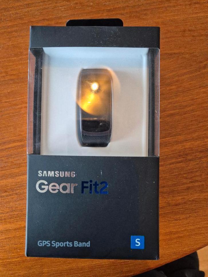 Sporthorloge Samsung Gear Fit2, Handtassen en Accessoires, Smartwatches, Nieuw, Android, Zwart, Afstand, Calorieverbanding, Conditie