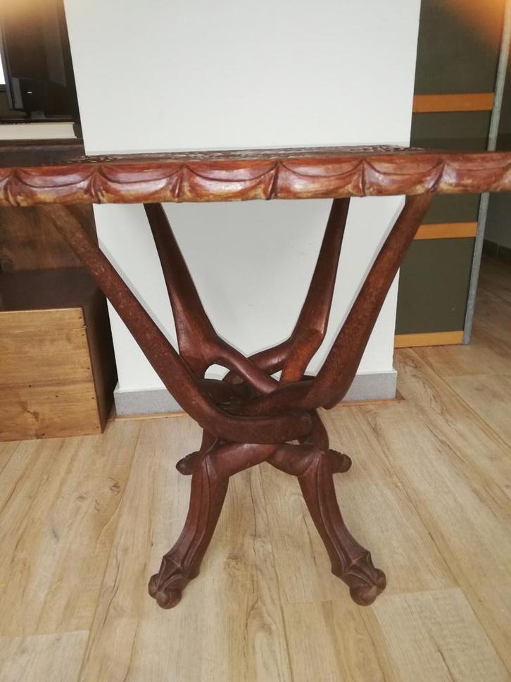 Afrikaanse tafel, tropisch hout, Huis en Inrichting, Tafels | Bijzettafels, Gebruikt, Hout, Ophalen